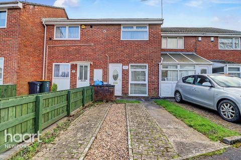 2 bed property, in Bideford Road, £155,000