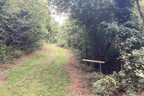 Studio, in Chase Wood (5.5 acres), £105,000