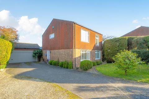 3 bed property, in Walkhurst Road, £795,000