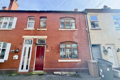 4 bed property, in Nelson Street, £140,000