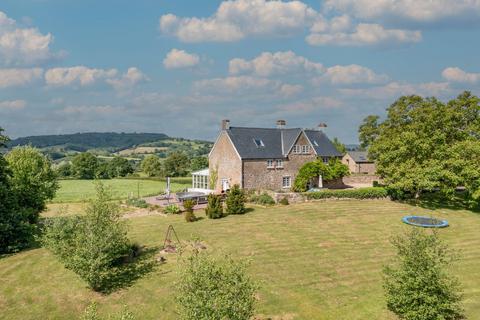 5 bed property, in Mitchel Troy, £1,050,000
