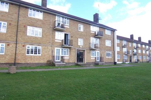 2 bed property, in Longfield Crescent, £254,950