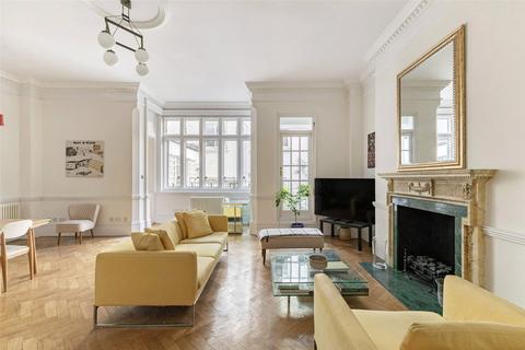 1 bed property, in Lennox Gardens, £990,000