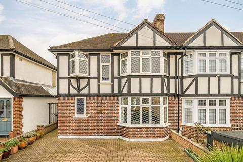 3 bed property, in Barnfield Avenue, £900,000