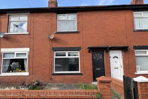 2 bed property, in Morley Road, £85,000
