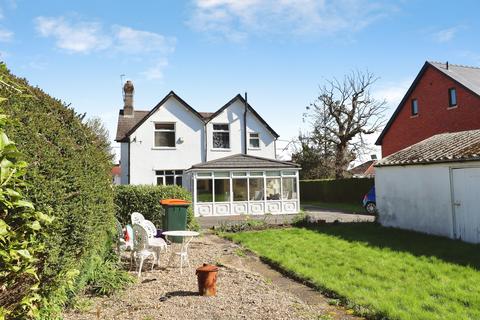4 bed property, in Marshfield Road, £690,000