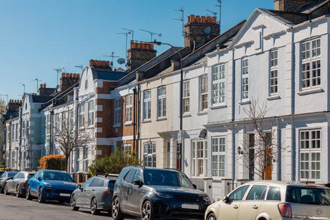 3 bed property, in Sedlescombe Road, £1,500,000