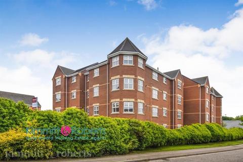 2 bed property, in Dreswick Court, £79,950