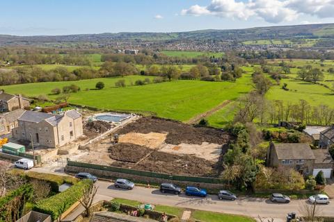 4 bed property, in 'millum House', £995,000