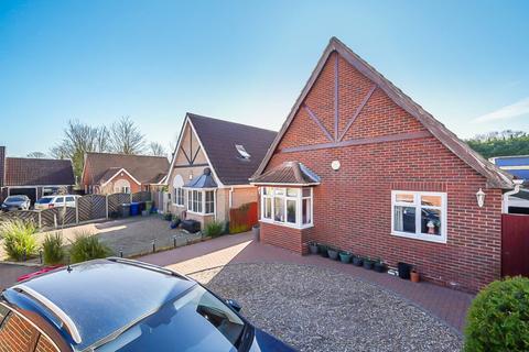4 bed property, in Ashfield, £325,000