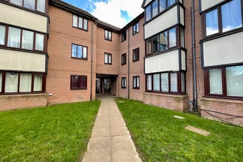 1 bed property, in Petunia Court, £130,000