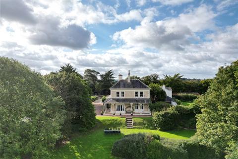 9 bed property, in Monkleigh, £1,950,000