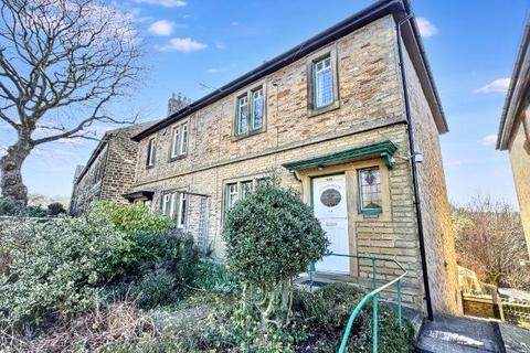 3 bed property, in Park Lane, £160,000