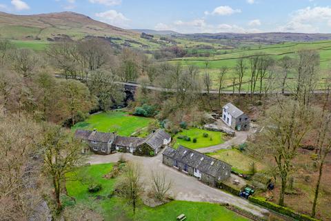 12 bed property, in Kendal LA8, £1,600,000