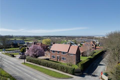6 bed property, in Minskip Road, £950,000