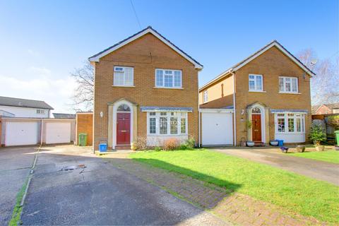 3 bed property, in Georgian Way, £410,000