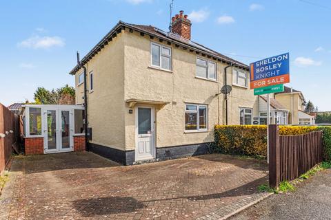 3 bed property, in Synehurst Crescent, £269,000