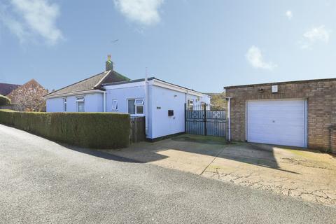3 bed property, in Springfield, £300,000