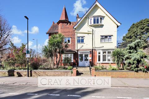 4 bed property, in Addiscombe Road, £1,200,000