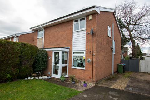 2 bed property, in Tudor Close, £149,450