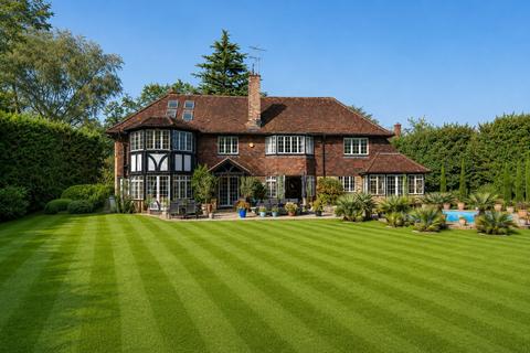 5 bed property, in Broad Highway, £3,500,000