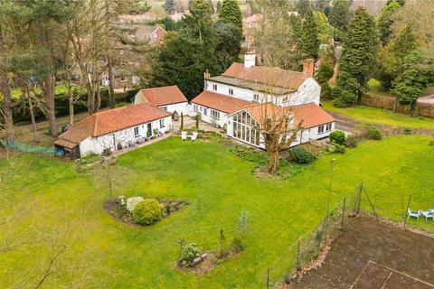 4 bed property, in Hall Lane, £700,000