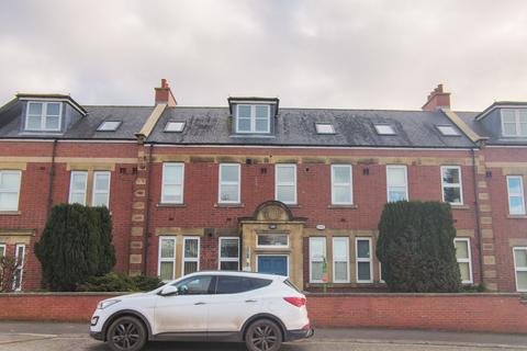 2 bed property, in Rupert Court, £90,000
