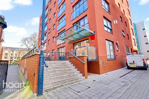 1 bed property, in Colton Square, £100,000