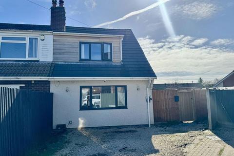 3 bed property, in Blackbrook Close, £175,000