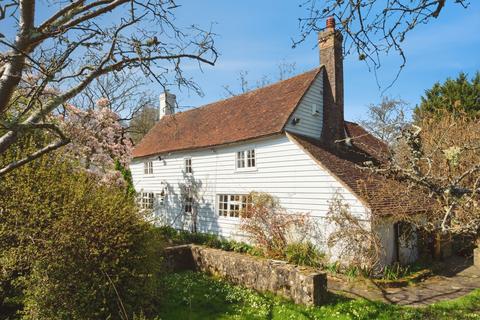 4 bed property, in Fontridge Lane, £950,000