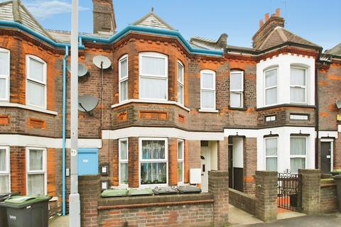 9 bed property, in High Town Road, £1,050,000