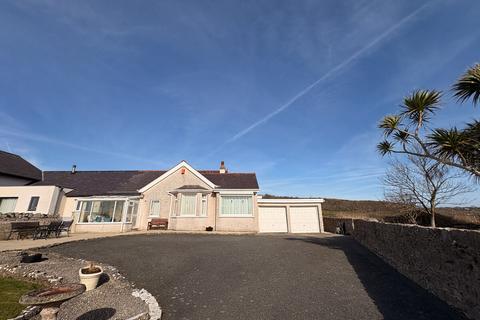 3 bed property, in Penmon, £599,950