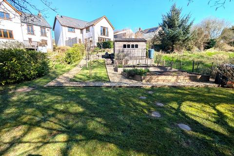 4 bed property, in Brechfa, £399,000