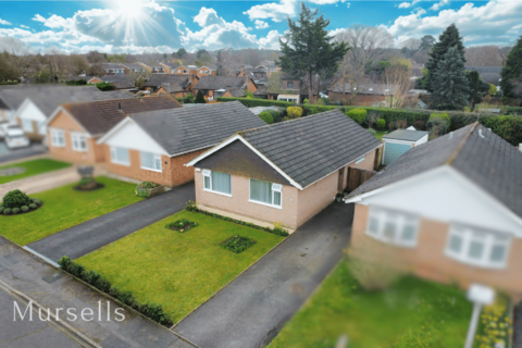 2 bed property, in Wheelers Lane, £415,000