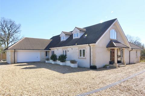5 bed property, in A superb five bedroom, £899,950