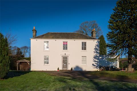 5 bed property, in Carnock House, £850,000