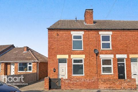 2 bed property, in Ring Fence, £175,000