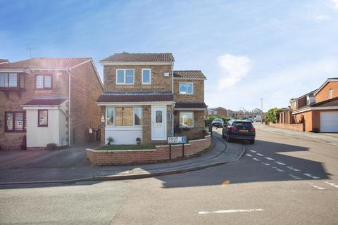 3 bed property, in Askam Court, £278,000