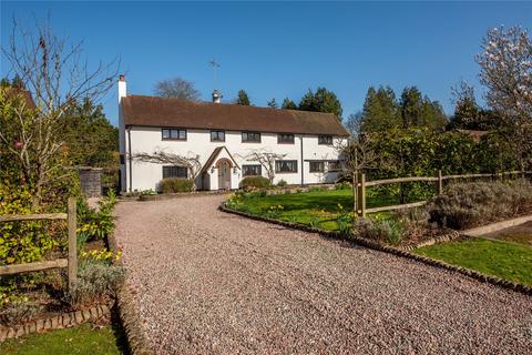 5 bed property, in Wonford Close, £1,495,000