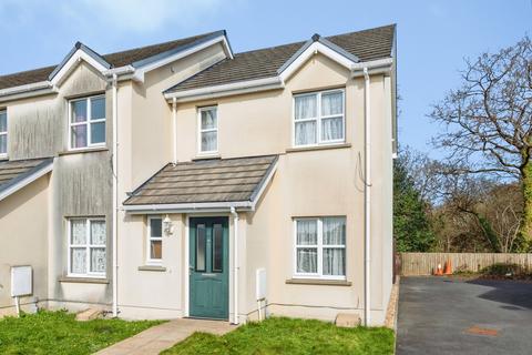 2 bed property, in Clos Griffith Jones, £185,000