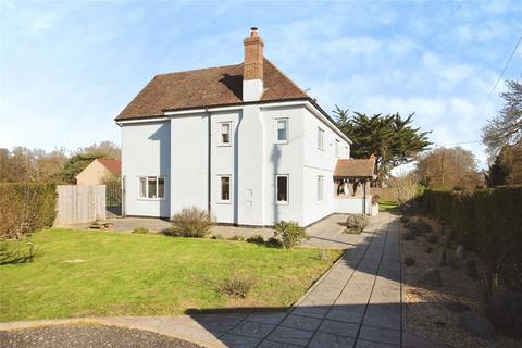 6 bed property, in Barnets Hill, £950,000