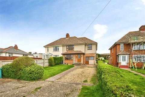 5 bed property, in Chale Street, £330,000