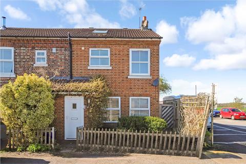 2 bed property, in Station Cottages, £395,000