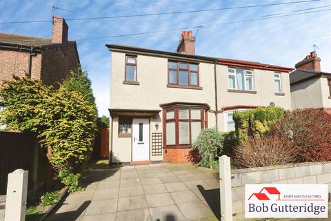 2 bed property, in West View, £179,950