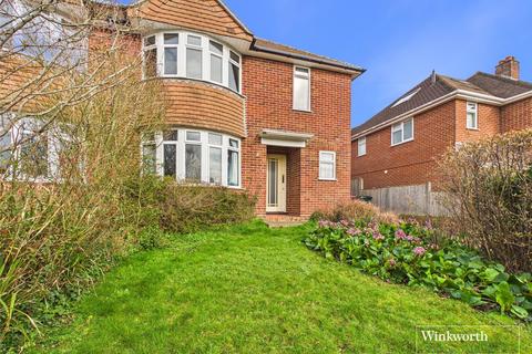 3 bed property, in Crawshay Drive, £450,000