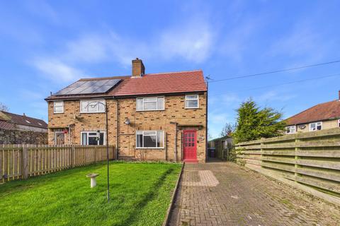 3 bed property, in 33 West Street, £230,000