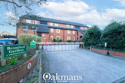 2 bed property, in Westfield Road, £200,000