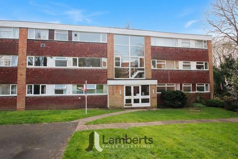 2 bed property, in Glover Street, £135,000