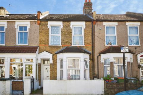 3 bed property, in Masterman Road, £475,000