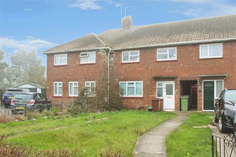 3 bed property, in Queensway, £250,000